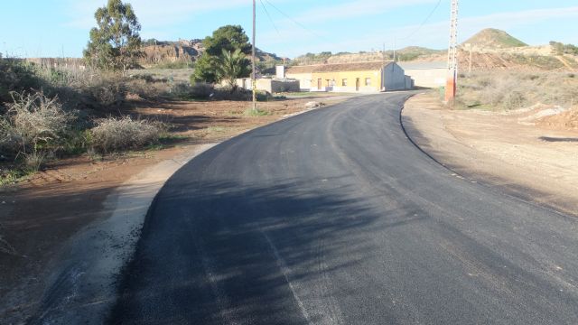 Finalizan las obras de asfaltado de los caminos rurales del municipio