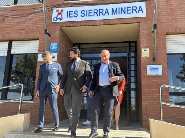 El Sierra Minera acoge la primera de las Jornadas Formativas de la Agencia Tributaria para enseñar qué son y para qué sirven los impuestos