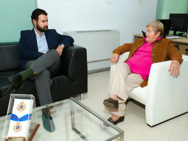 El Ayuntamiento y la Cofradía del Santo Entierro y Cristo del Silencio de Portmán renuevan el compromiso de 2006 de regeneración de la bahía